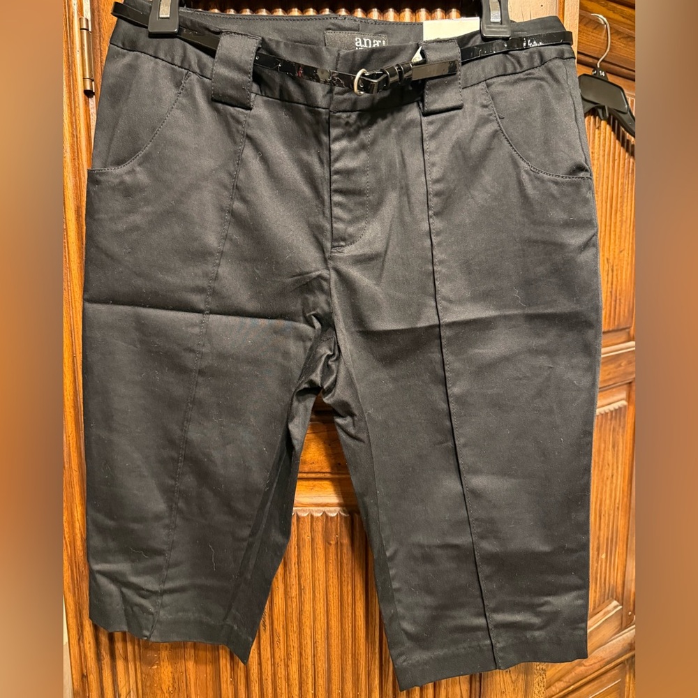 a.n.a Black Flat Front women’s Shorts, new with tags size 8 petite